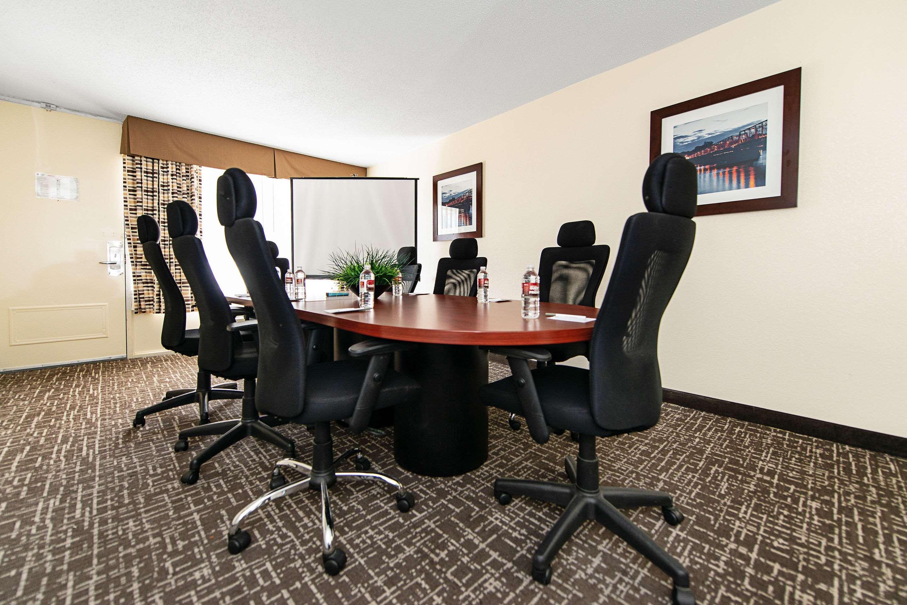 New Hope Inn & Suites Luaran gambar
